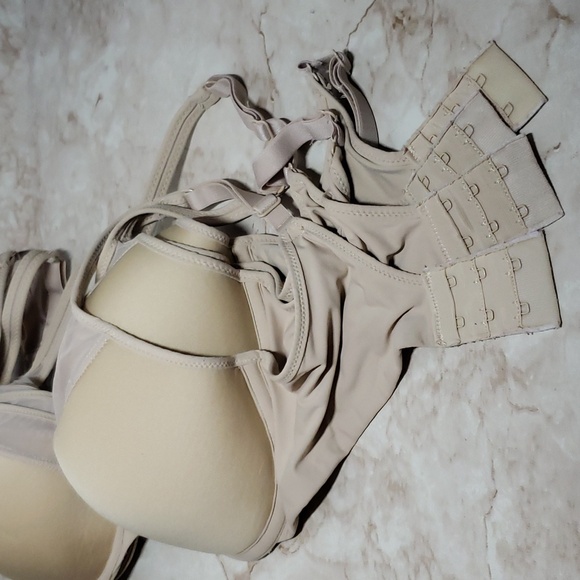 Bali beige slighly padded bra bundle of 4 size 34B - Picture 2 of 6